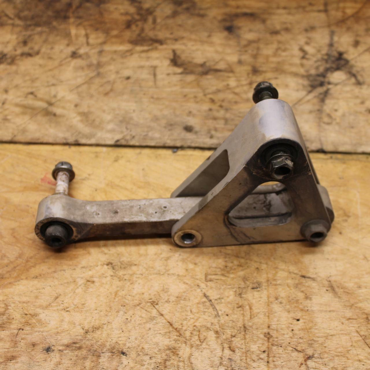 07-08 YAMAHA YZF R1 REAR DOGBONE SHOCK LINKAGE LINK BB337