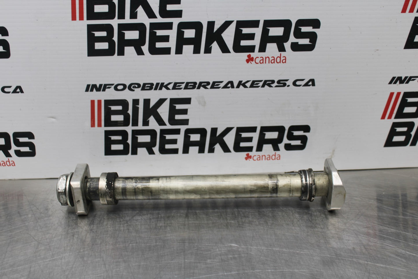 08-10 SUZUKI GSXR 600 REAR AXLE BACK WHEEL RIM PIVOT BOLT AXEL BB202