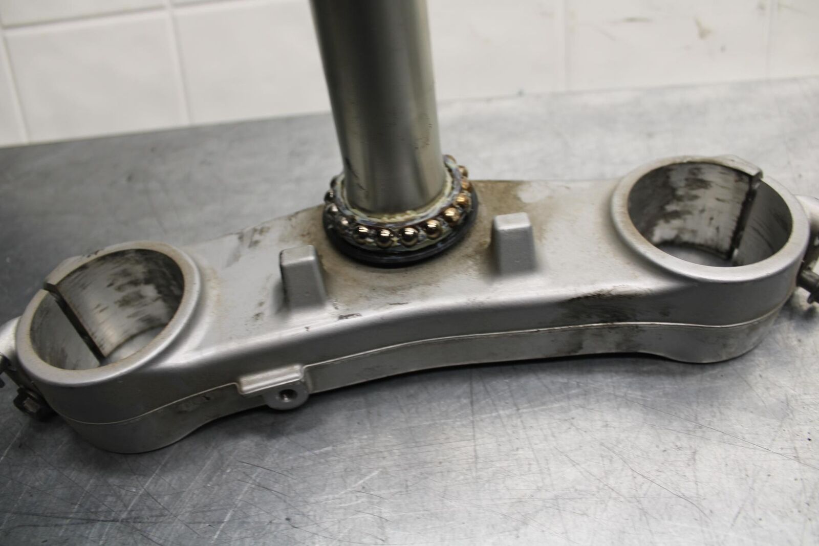 2008 Honda CBR1000RR  FORKS CLAMP LOWER TRIPLE TREE STEM 53219-MFL-000 BB579