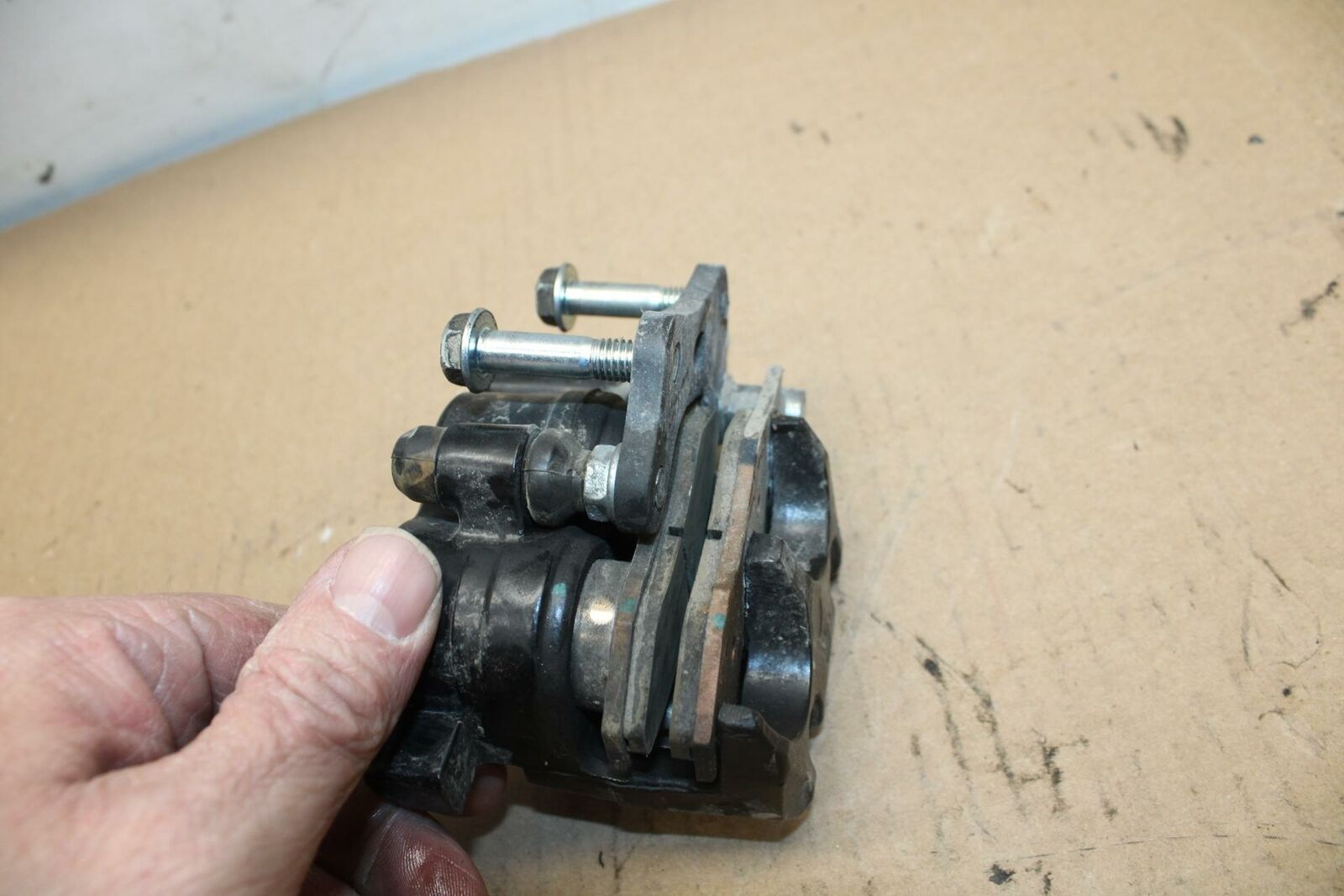 15 KAWASAKI NINJA 300 EX300 ABS FRONT BRAKE CALIPER BB395