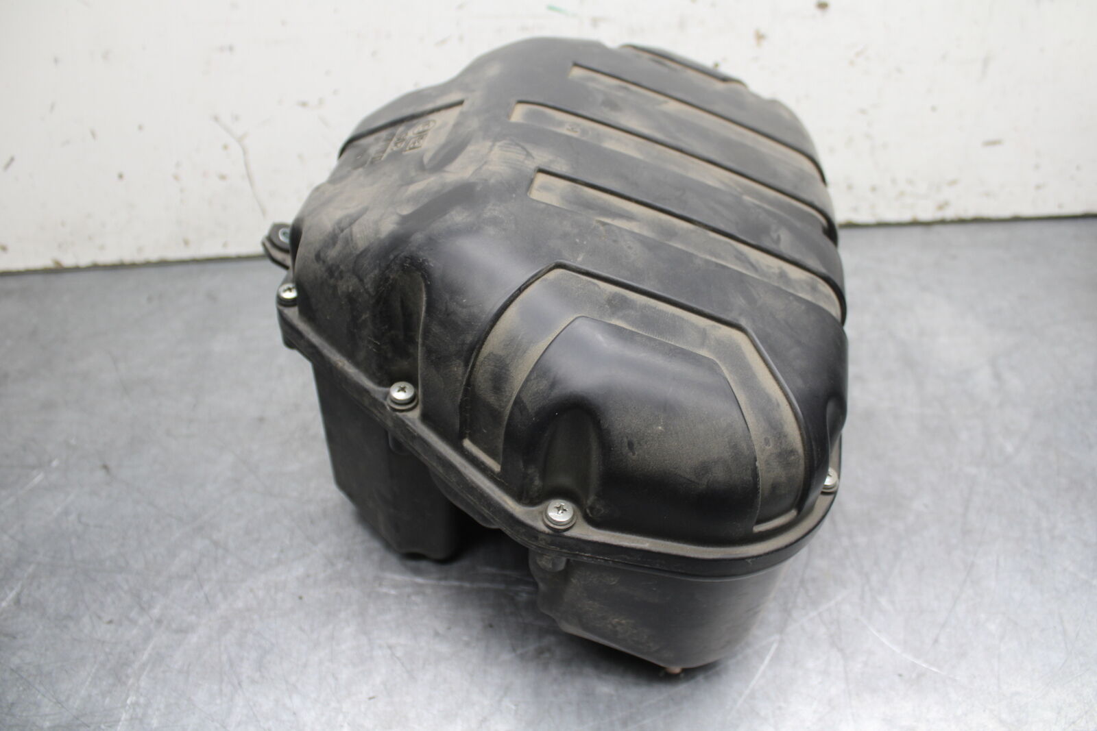 09-15 YAMAHA FZ6R AIRBOX AIR INTAKE FILTER BOX BB719