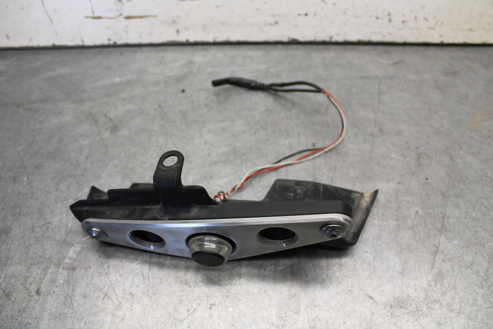 16-21 YAMAHA XSR900 RIGHT REAR BACK TAIL FAIRING COWL SHROUD BB664