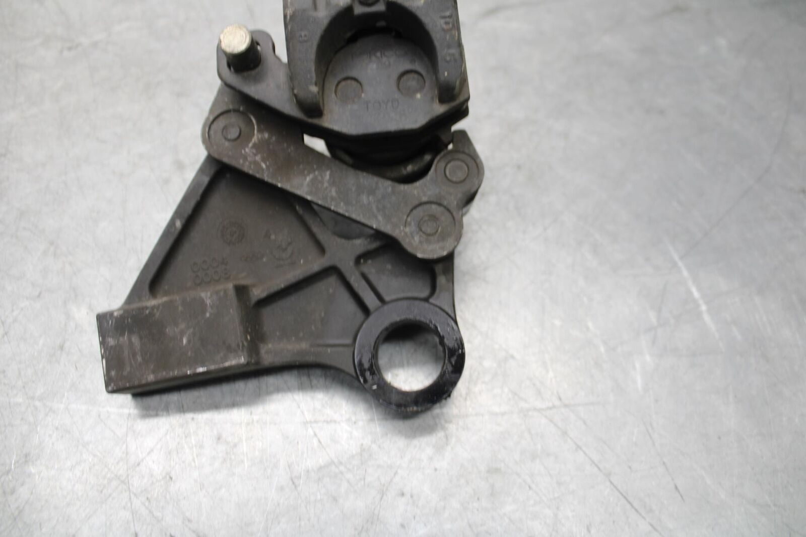 2012 Kawasaki Ninja ZX6R ZX600R REAR BACK BRAKE CALIPER W MOUNT BRACKET BB529