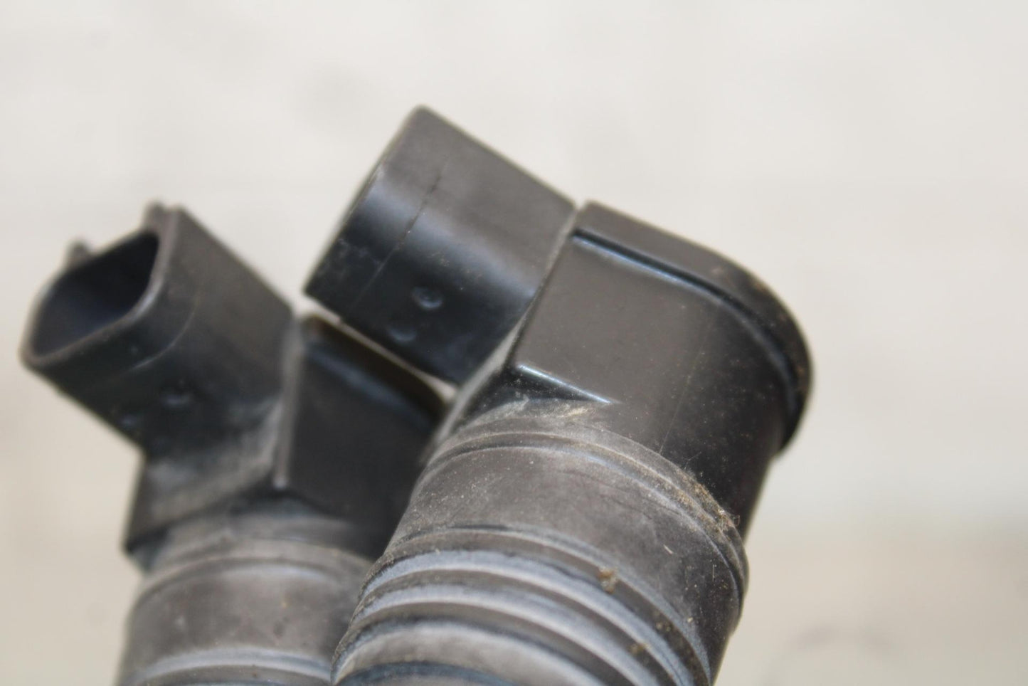 2014 Kawasaki Ninja 650 EX650E IGNITION COILS SPARK PLUG CAPS 21171-0028 BB569