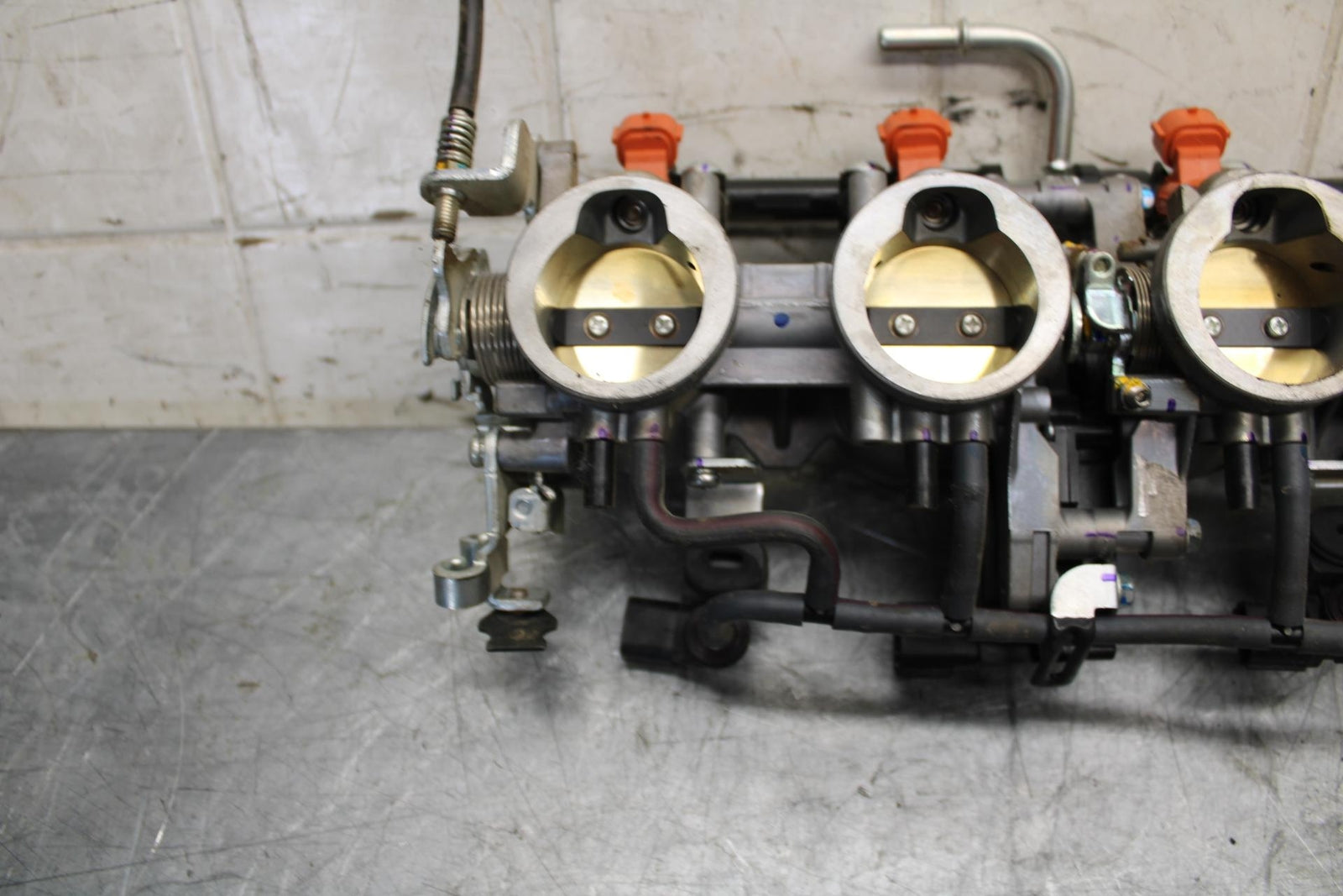 19-20 KAWASAKI NINJA ZX6R ZX636 MAIN FUEL INJECTORS / THROTTLE BODIES BB528