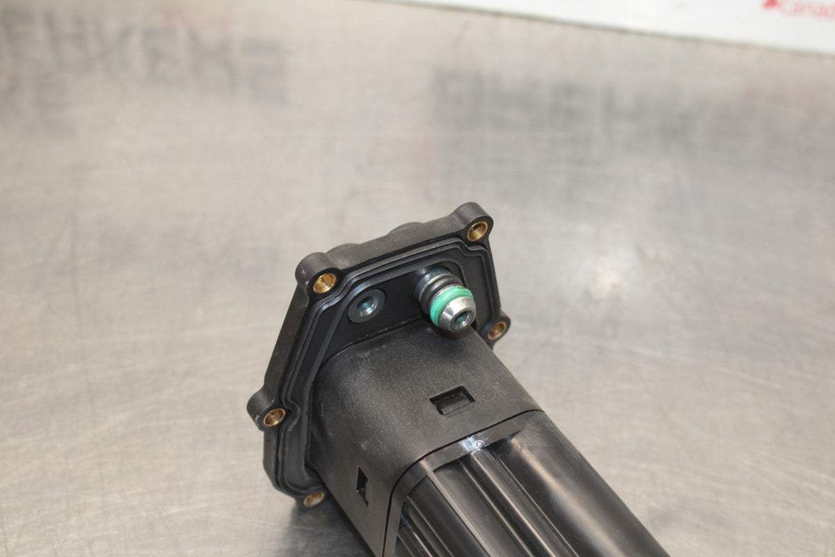 16 DUCATI 959 PANIGALE FUEL PUMP GAS PETROL SENDER UNIT BB912