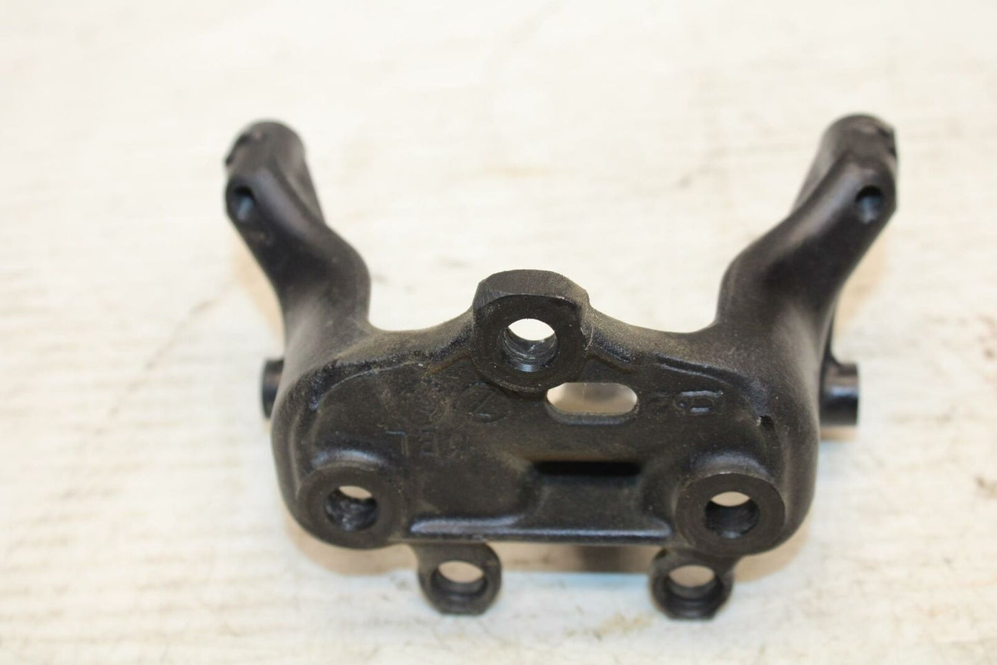 04-05 HONDA CBR1000RR STEERING DAMPER STABILIZER BRACKET SUPPORT BB285