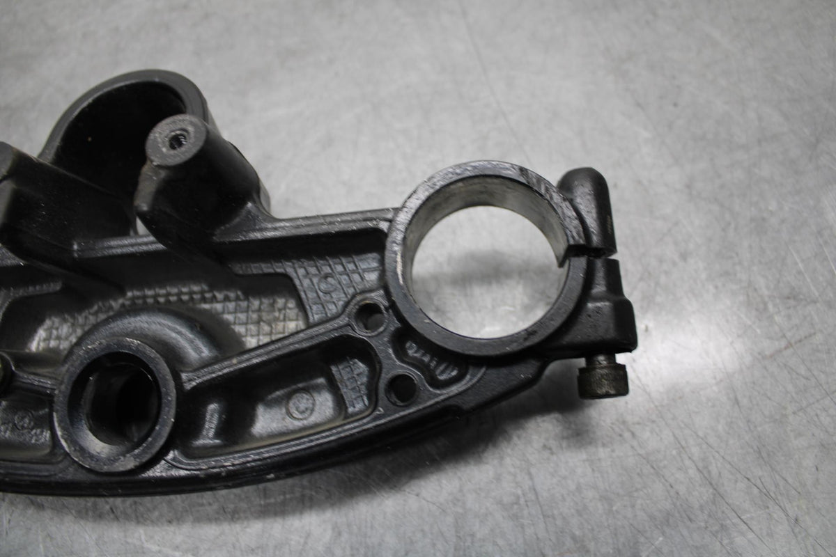 2001 Kawasaki Ninja ZX6 ZX600E FORKS UPPER TRIPLE TREE CLAMP BB547