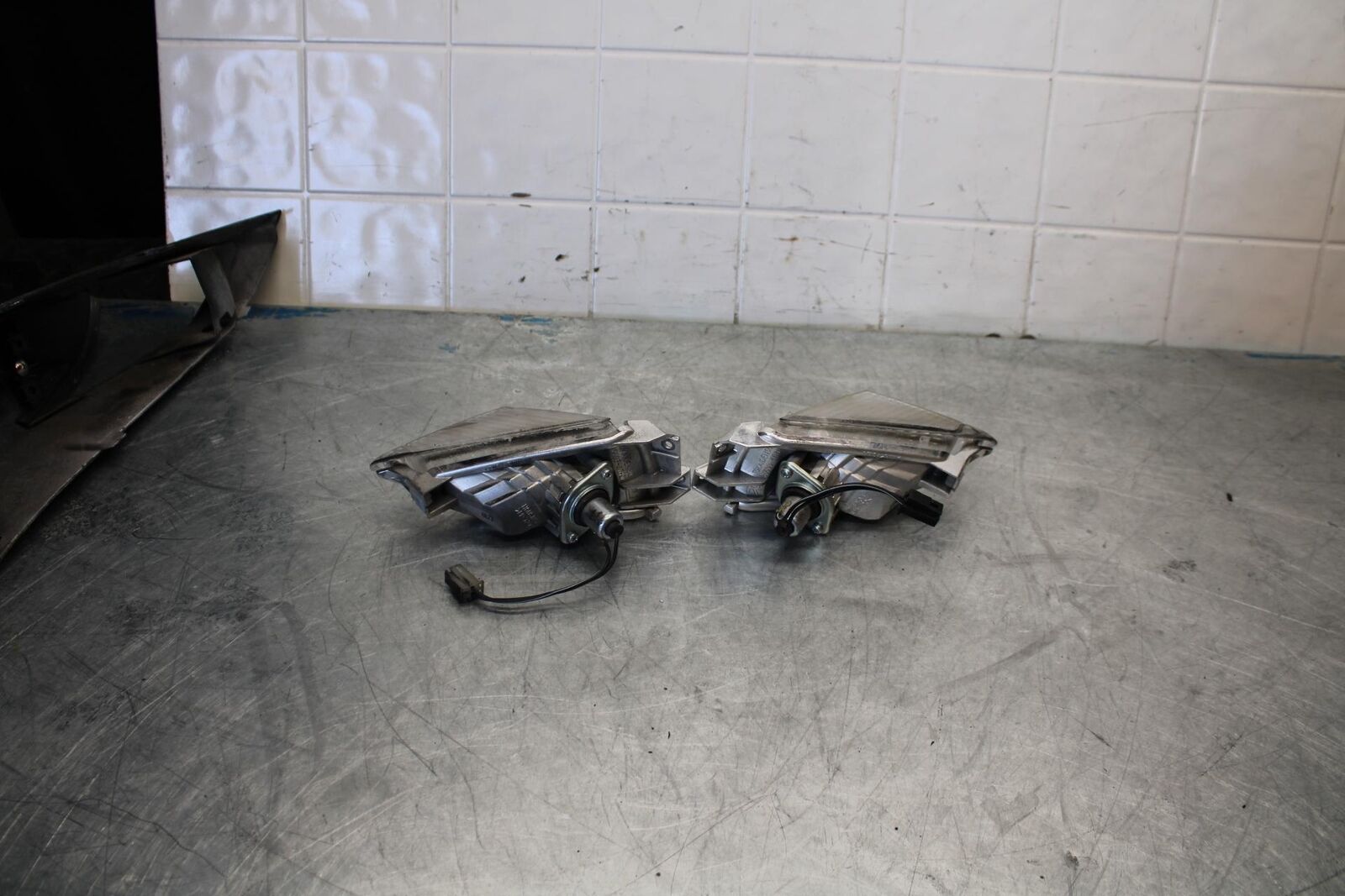 15-21 SUZUKI GSXR600 REAR LEFT RIGHT TURN SIGNALS LIGHT INDICATORS BB437