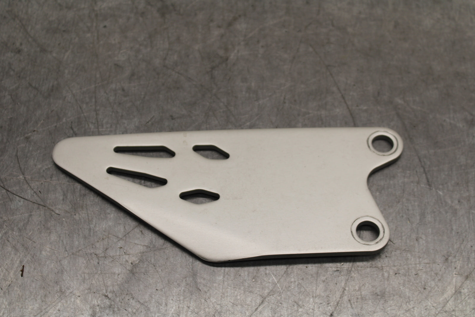 19-23 KAWASAKI NINJA ZX6R RIGHT REARSET REAR SET HEEL GUARD COVER  BB749