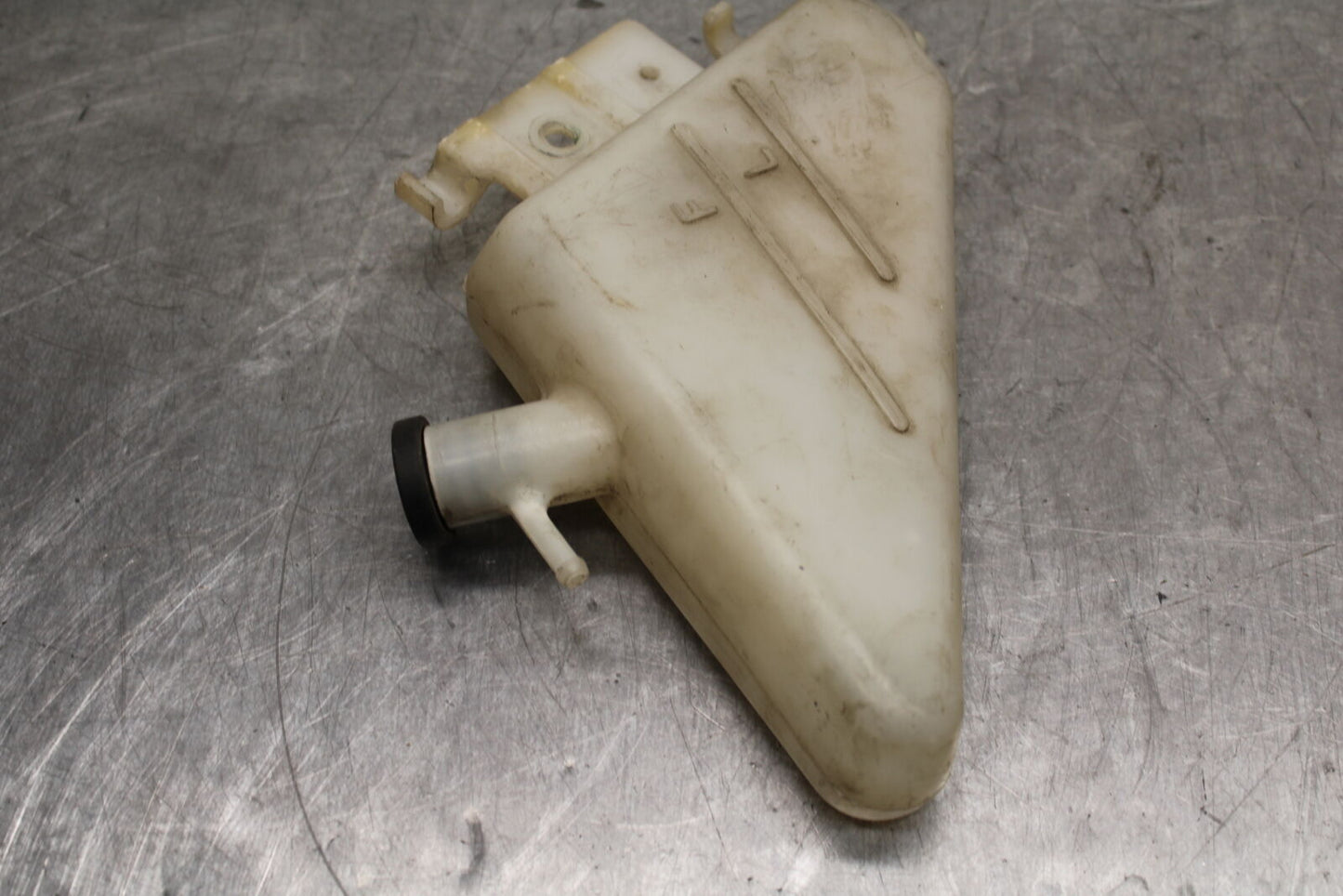 08-10 SUZUKI GSXR 600 COOLANT WATER TANK RESERVOIR BOTTLE BB116