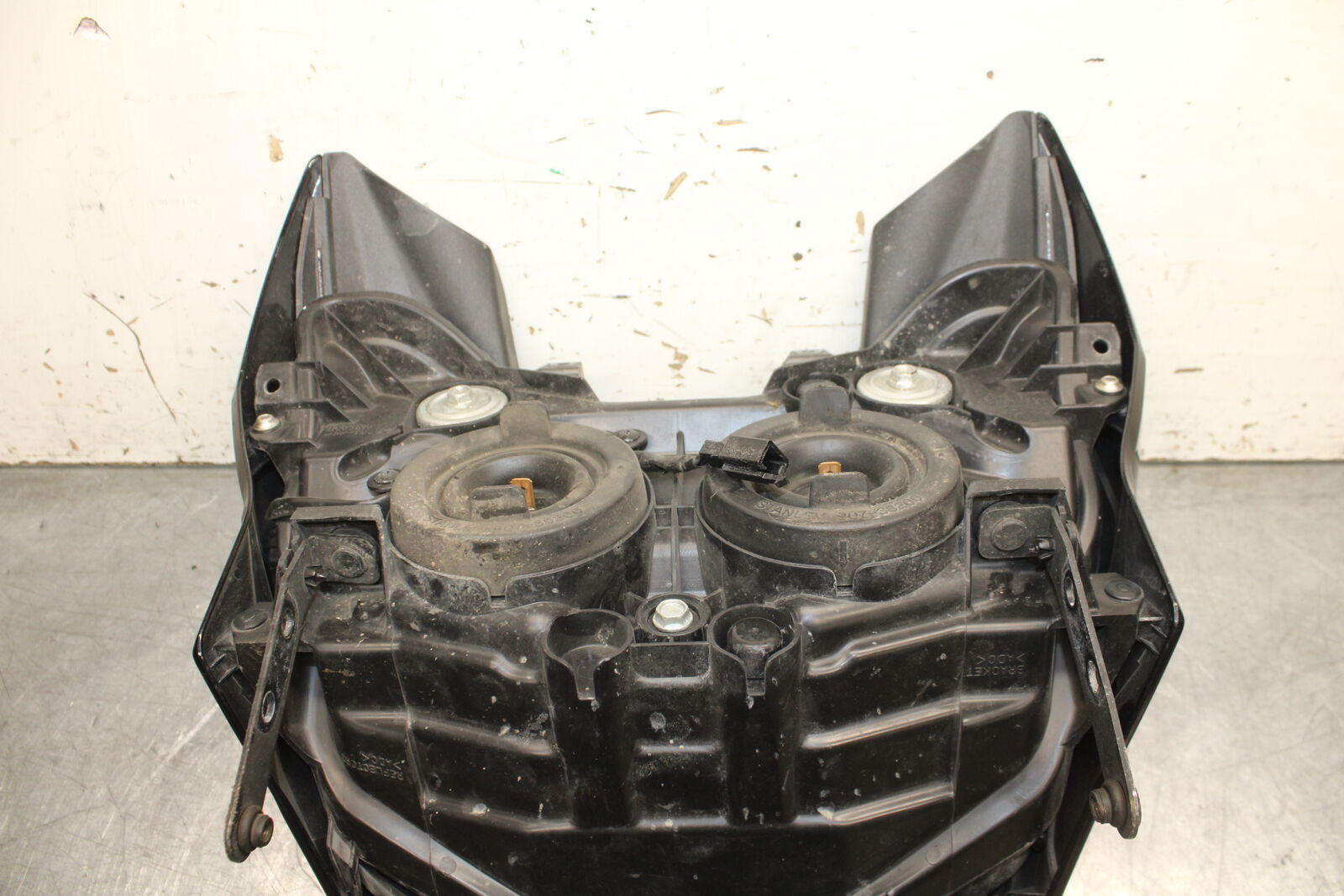 12-13 KAWASAKI Z1000 FRONT HEADLIGHT HEAD LIGHT LAMP BB743