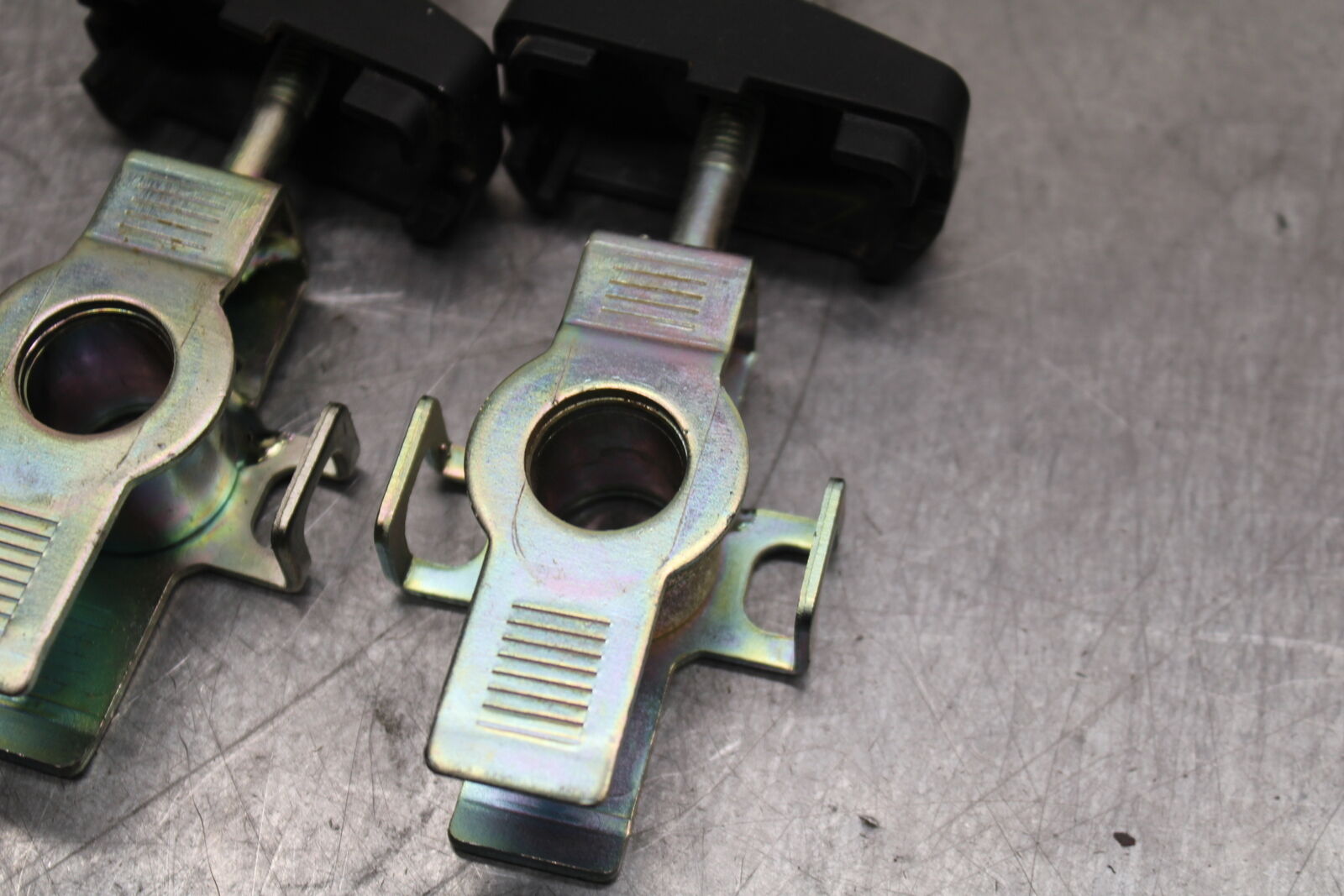 19-24 YAMAHA R3 SWINGARM CHAIN TENSIONER ADJUSTMENT BRACKETS  BB736