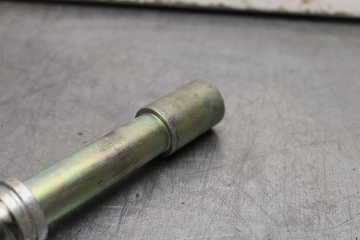 22-24 YAMAHA XSR900 FRONT WHEEL RIM AXLE PIVOT BOLT BB710