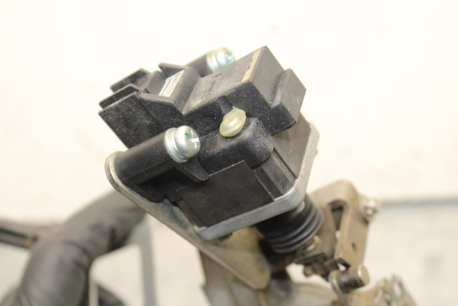 08-11 TRIUMPH SPEED TRIPLE MAIN FUEL INJECTORS / THROTTLE BODIES BB102