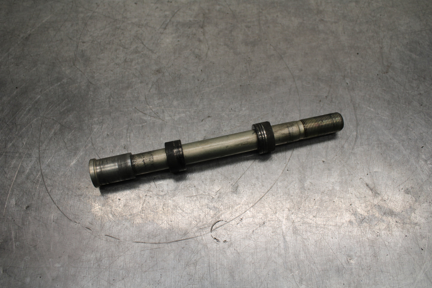 12-13 KAWASAKI Z1000 FRONT WHEEL RIM AXLE PIVOT BOLT BB743