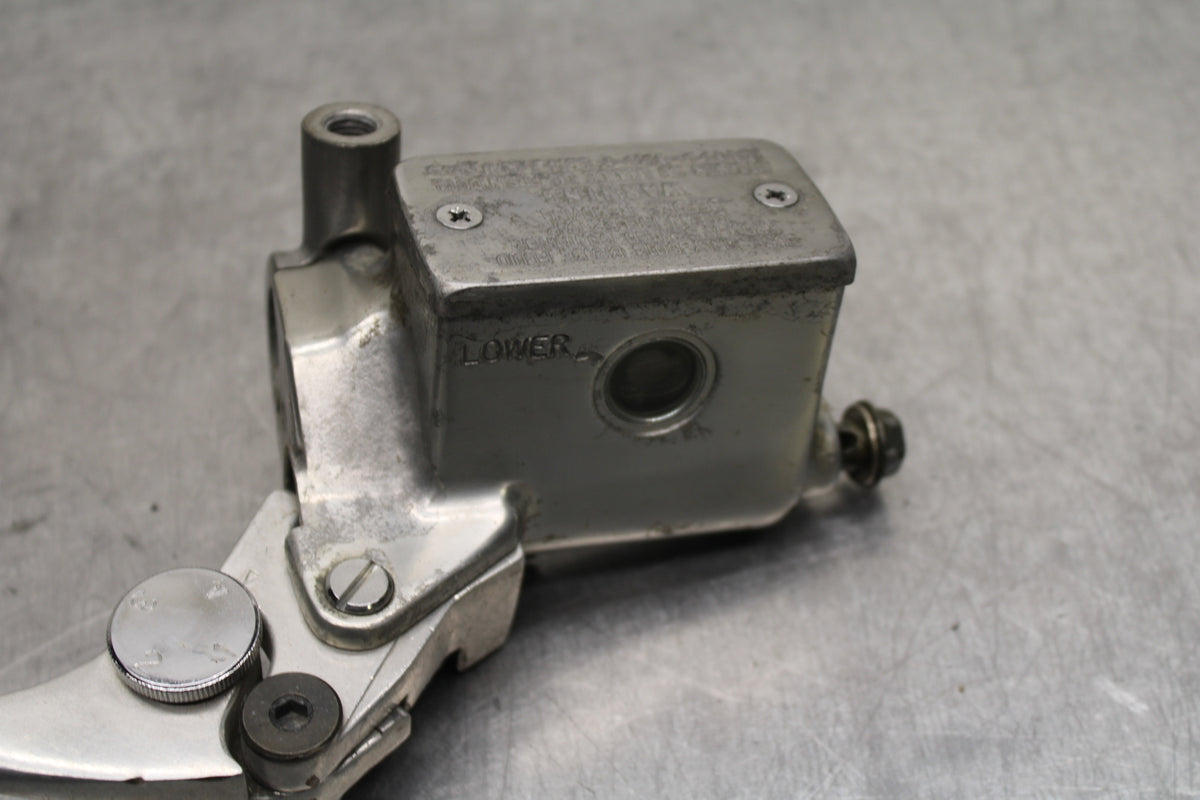 00 SUZUKI INTRUDER 1500 VL1500 FRONT BRAKE MASTER CYLINDER BB761