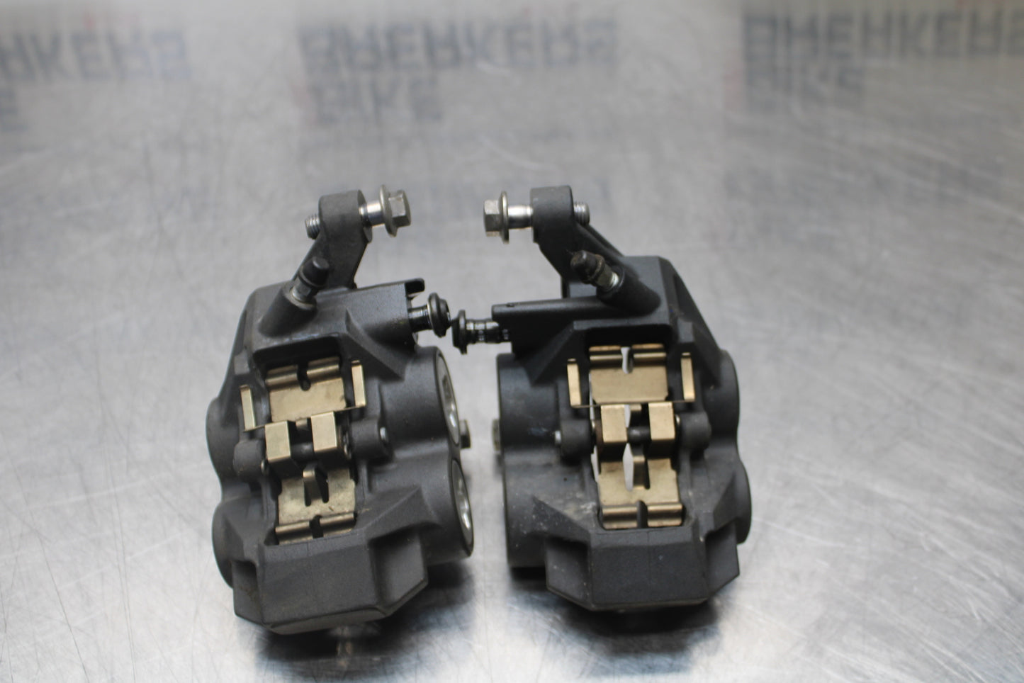 14-17 YAMAHA FZ07 RIGHT LEFT FRONT BRAKE CALIPER SET PAIR CALIPERS BB162