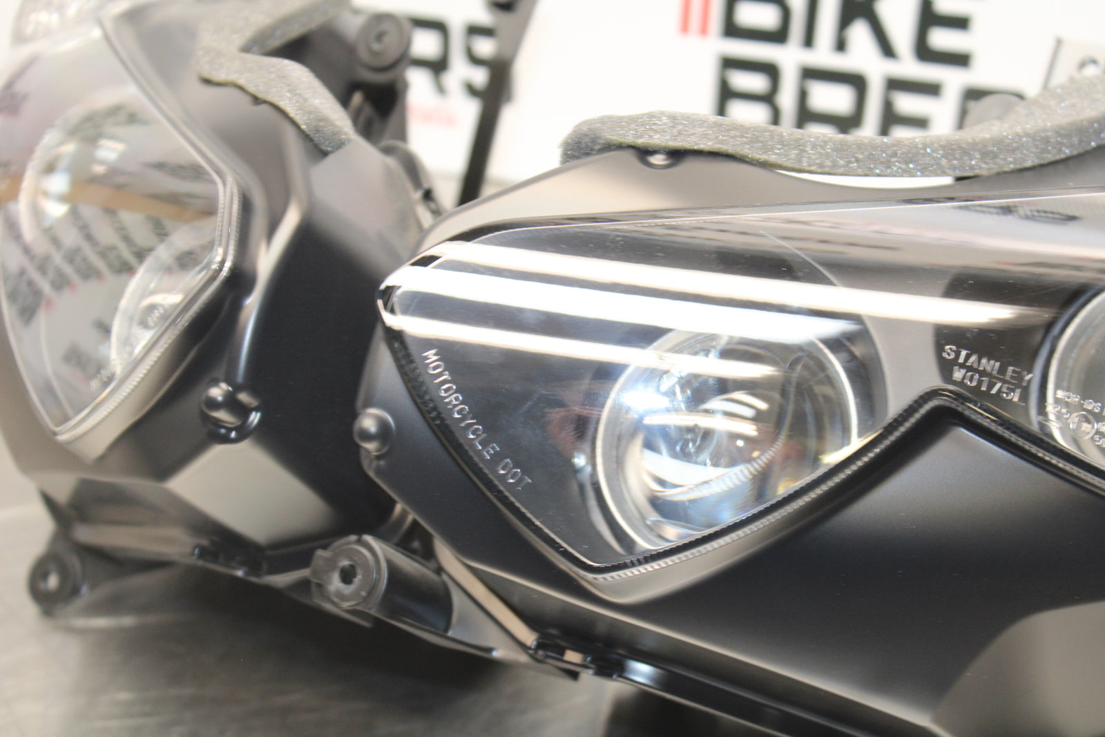 23-24 KAWASAKI NINJA ZX14R NEW!! FRONT HEADLIGHT HEAD LIGHT LAMP BB153