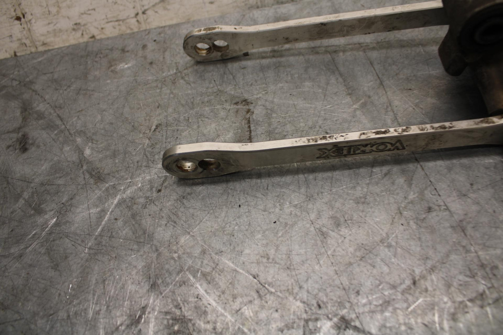 2009 Kawasaki Ninja ZX6R VORTEX DOGBONE SHOCK LINKAGE LINK 39007-0006 BB44