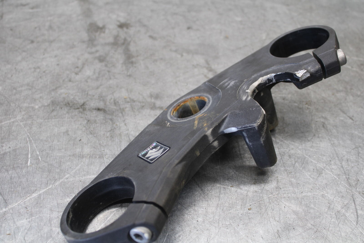 06-07 SUZUKI GSXR 600 FORKS UPPER TRIPLE TREE CLAMP BB694