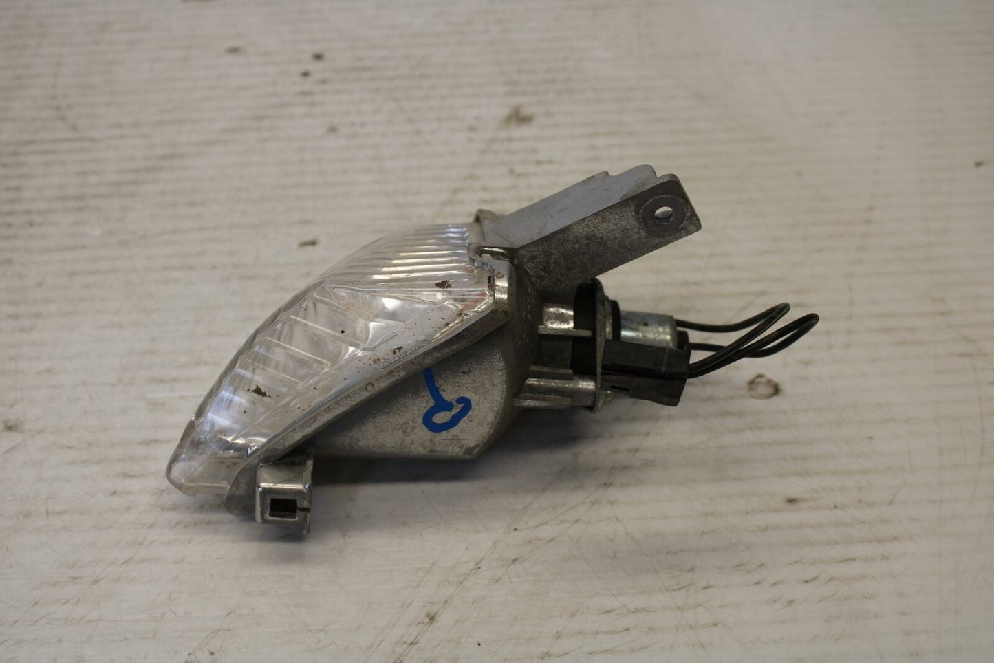08-09 SUZUKI GSXR600 RIGHT REAR BACK TURN SIGNAL LIGHT INDICATOR BB156B