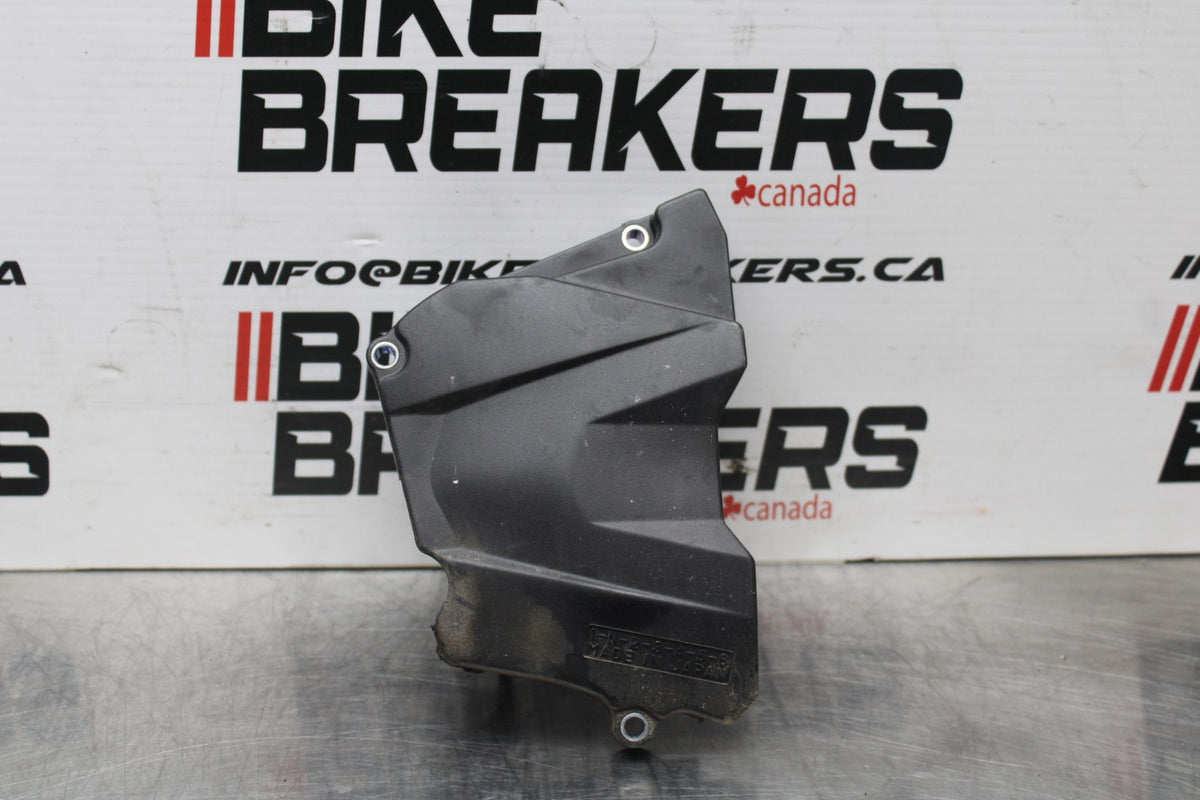 03-05 YAMAHA YZF R6  ENGINE SPROCKET COVER BB793