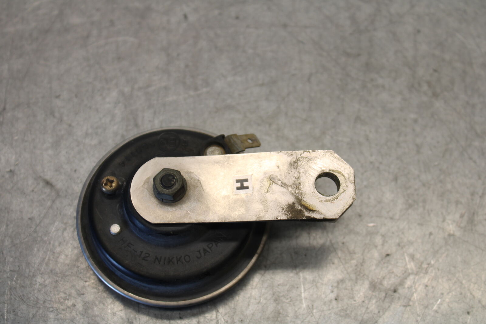 05-06 SUZUKI GSXR1000 HORN SIGNAL 38501-23E11 BB663