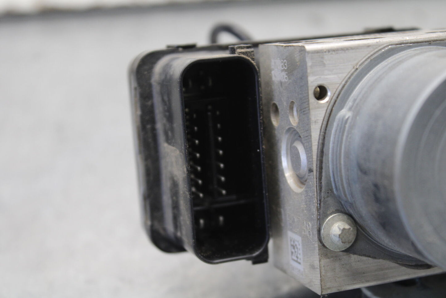 12-17 KAWASAKI ER-6N Z650 ABS PUMP UNIT MODULE BB709