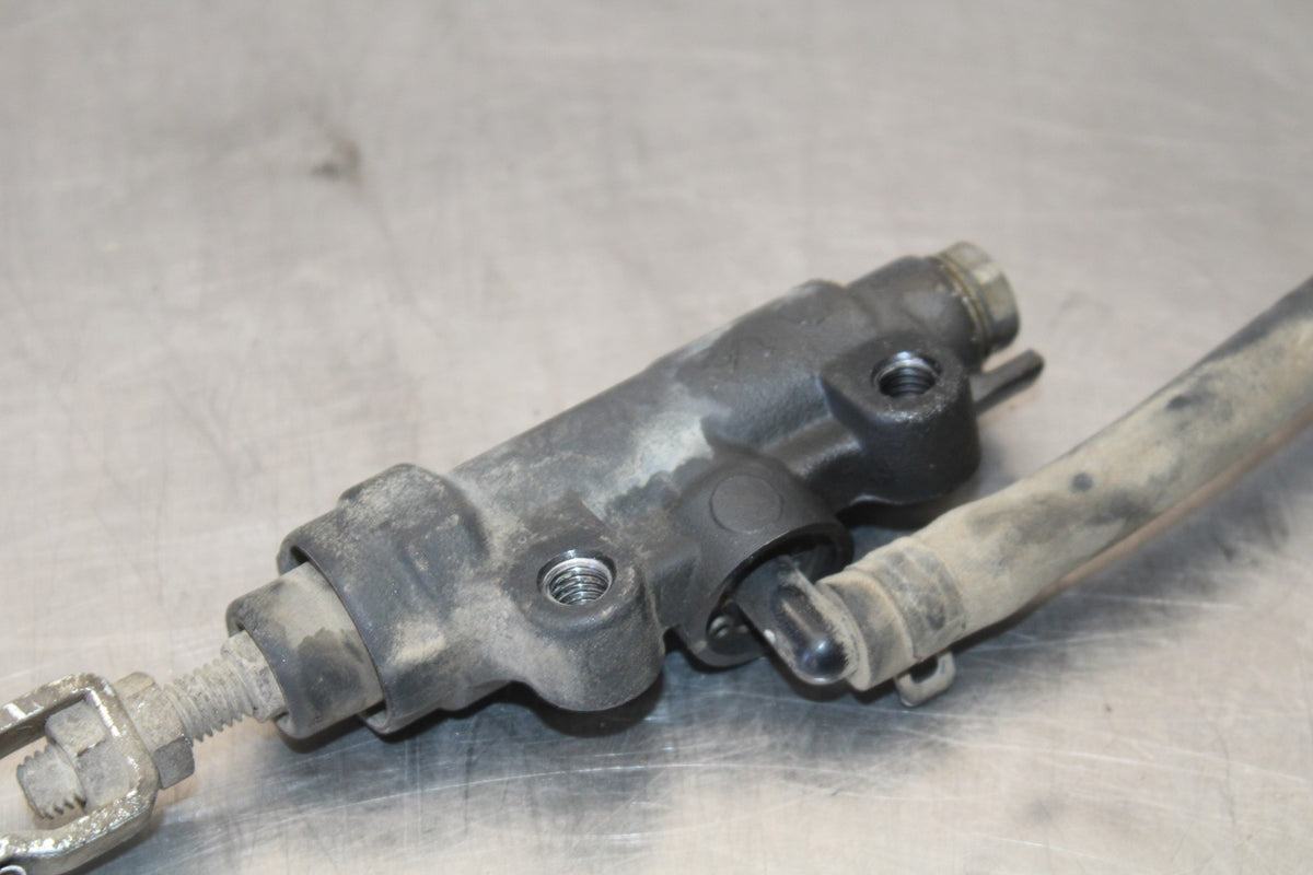 15 TRIUMPH TIGER 800 REAR BACK BRAKE MASTER CYLINDER W RESERVOIR BB873