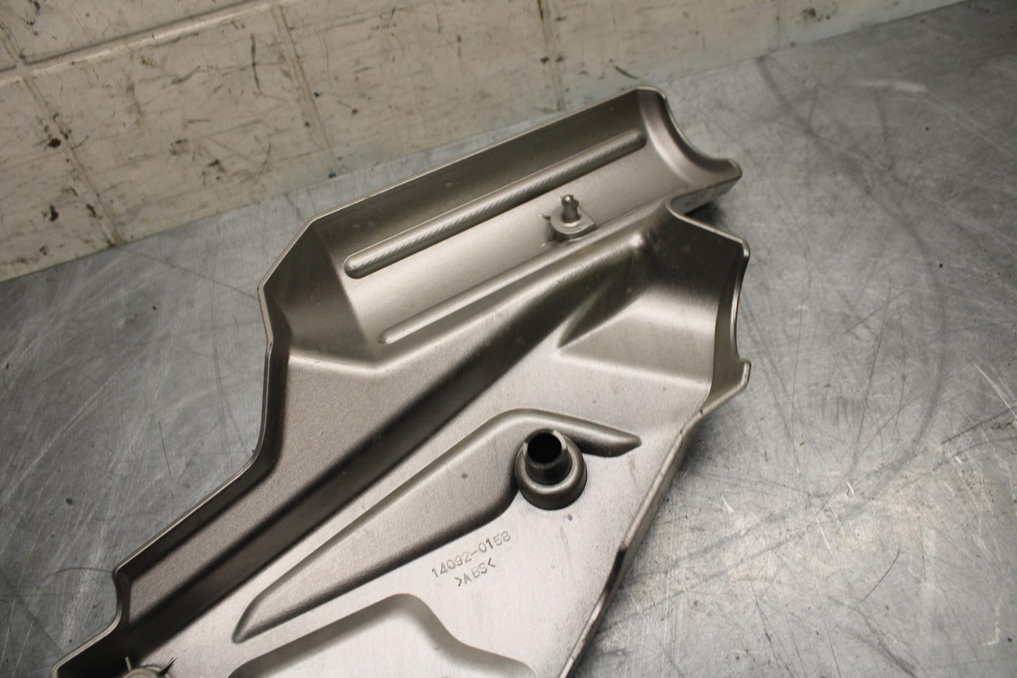 11-14 KAWASAKI VERSYS 650 LE 650C LEFT FRAME SIDE COVER COWL PANEL TRIM BB498