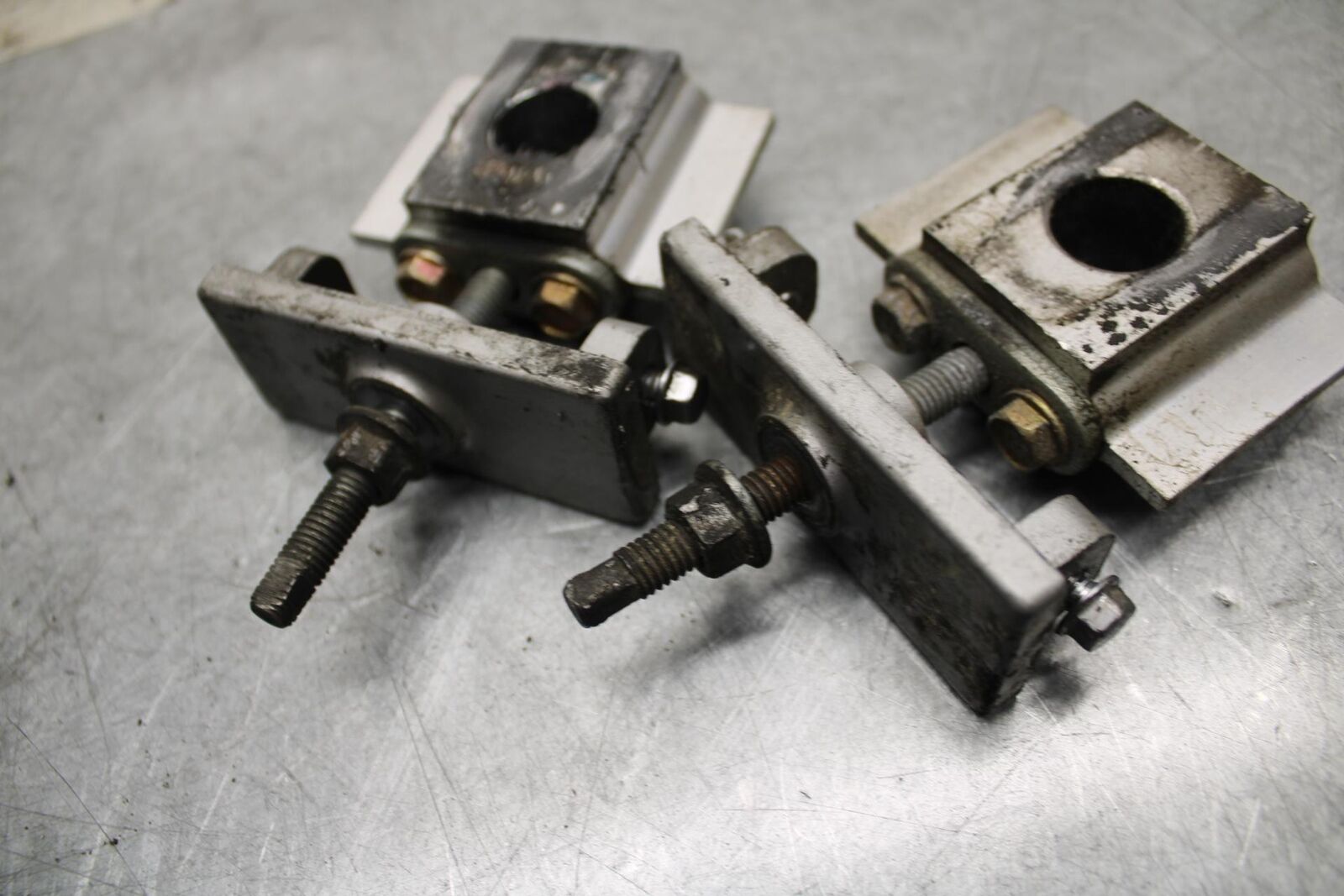 2001 Kawasaki Ninja ZX600E SWINGARM CHAIN TENSIONER ADJUSTMENT BRACKETS  BB547