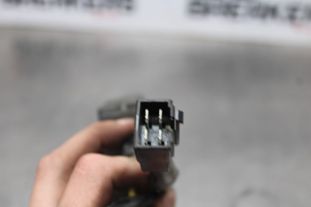 16 APRILIA TUONO V4 1100 RECTIFIER VOLTAGE REGULATOR BB905
