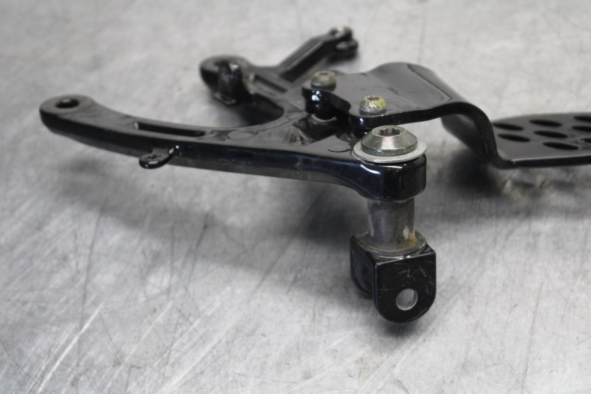04-06 YAMAHA YZF R1 BLACK POWDER COATED LEFT RIGHT REARSET REAR SET BB659 
