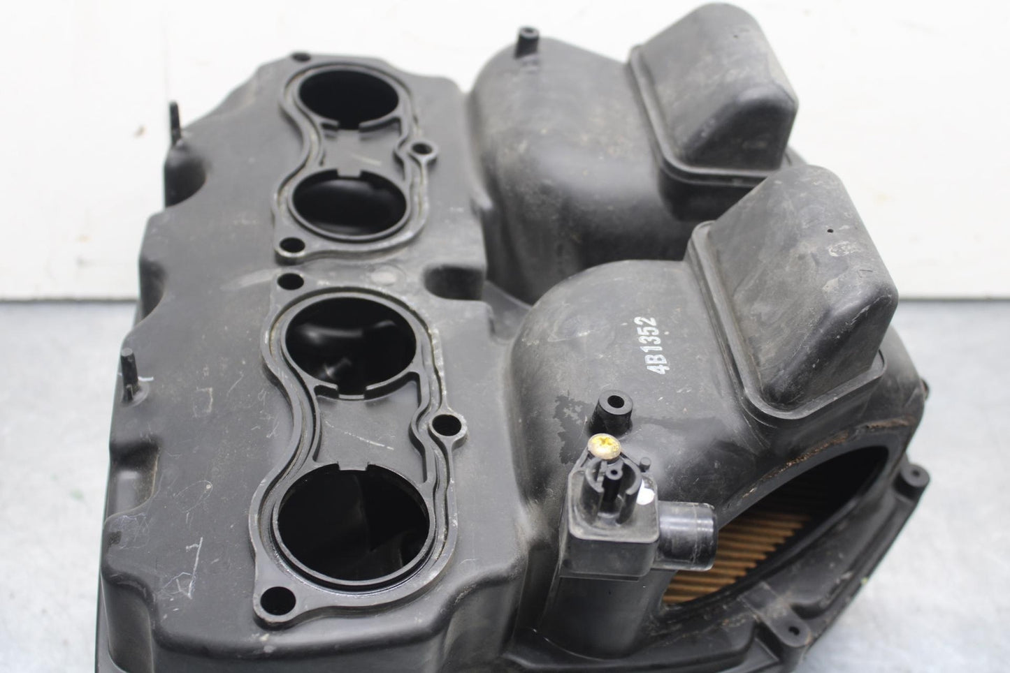 2004 Honda CBR600F4i AIRBOX AIR INTAKE FILTER BOX  BB606