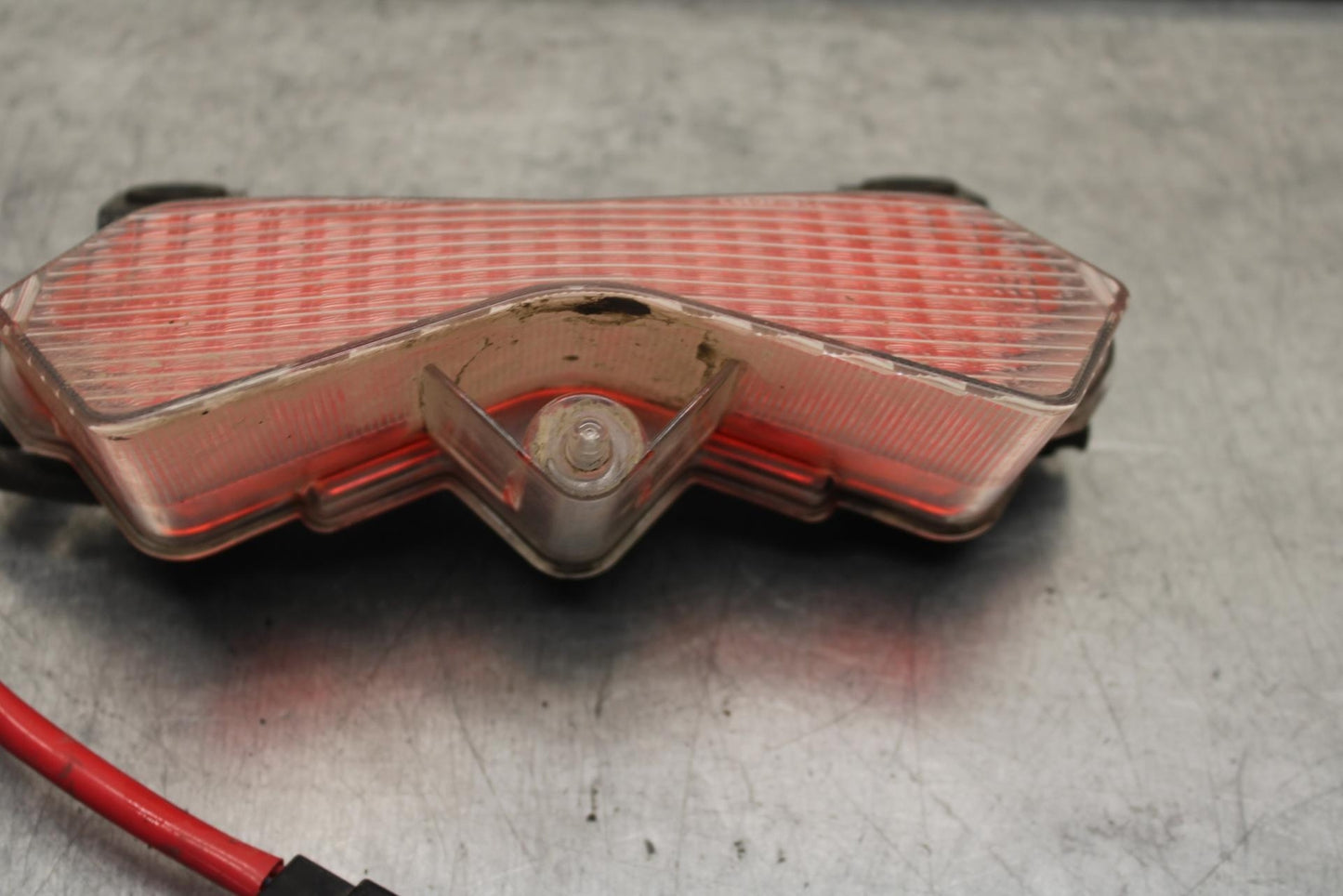 03-04 KAWASAKI NINJA ZX6RR REAR TAIL TAILLIGHT BACK BRAKE LIGHT BB105