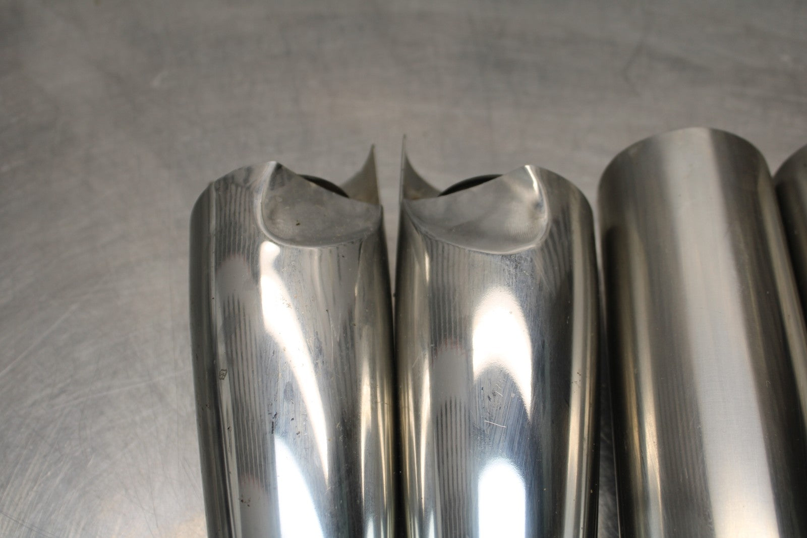 08 KAWASAKI VULCAN 900 FRONT FORK COVER GUARD SHIELD COWL SET KIT BB184