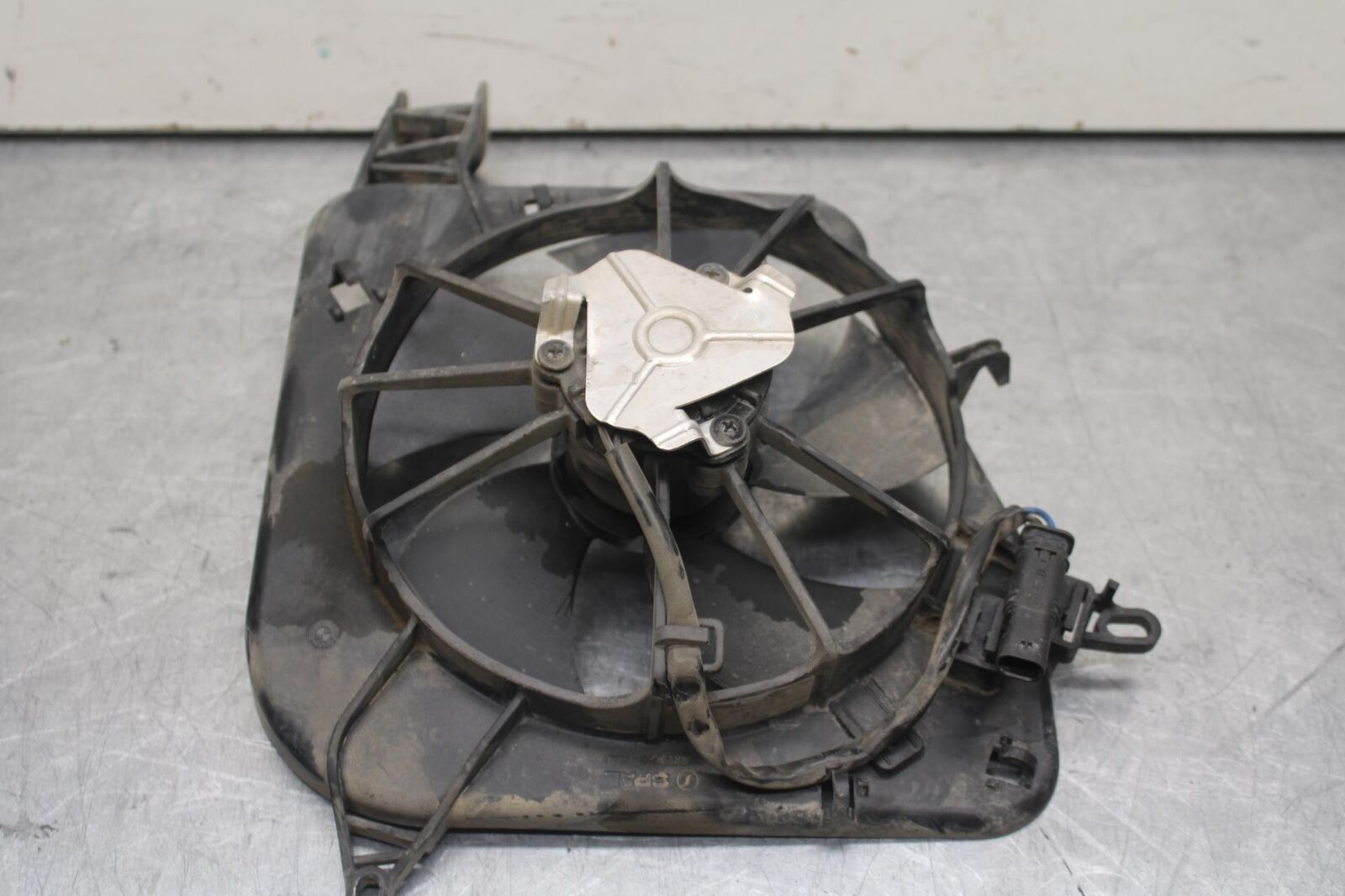  BB6042016 BMW S1000R ABS ENGINE RADIATOR COOLING FAN BB604
