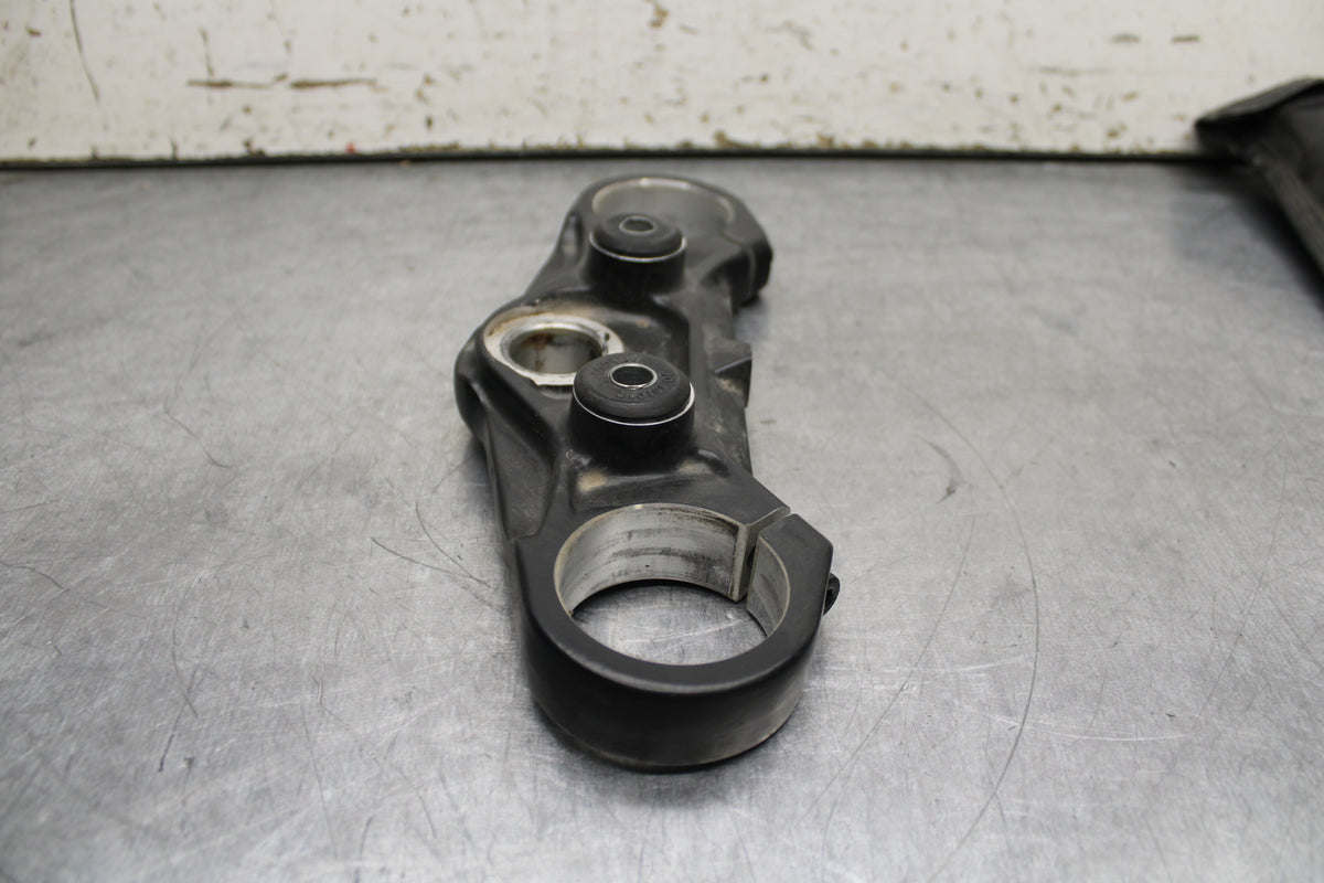 17-24 KTM 390 DUKE FORKS UPPER TRIPLE TREE CLAMP BB734