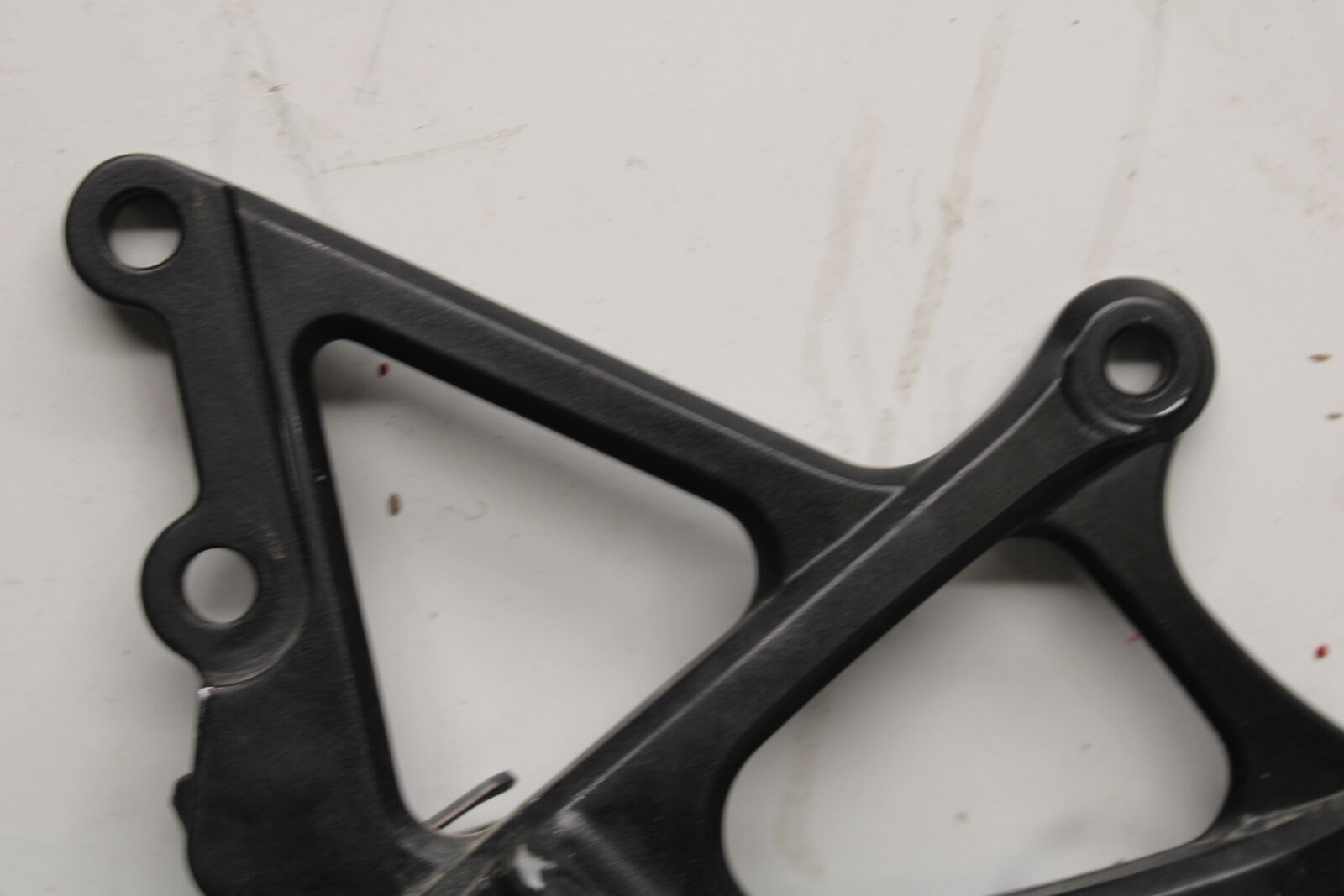 09-14 YAMAHA YZF R1 RIGHT REARSET REAR SET DRIVER FOOT PEG REST STOP BB118