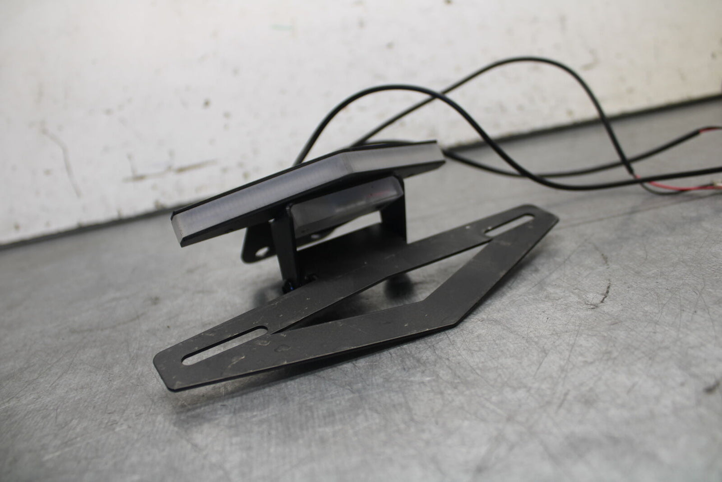 09-12 KAWASAKI NINJA ZX6R AFTERMARKET FENDER ELIMINATOR LICENSE BRACKET   BB698