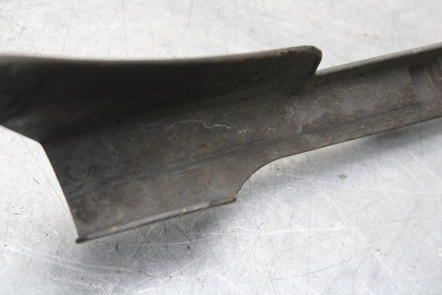 09-12 KAWASAKI NINJA ZX6R REAR DRIVE CHAIN GUARD COVER SHIELD 55020-0384 BB617