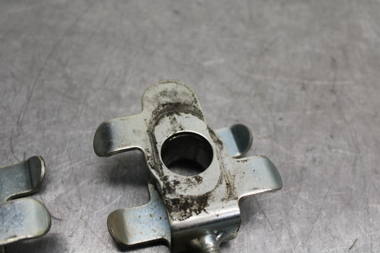 03 SUZUKI SV650S SWINGARM CHAIN TENSIONER ADJUSTMENT BRACKETS  BB130