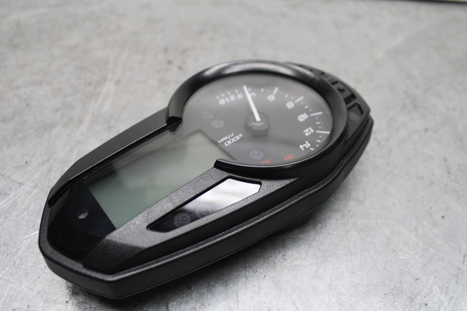 13-18 KAWASAKI NINJA ZX6R SPEEDO TACH GAUGES DISPLAY CLUSTER SPEEDOMETER BB666