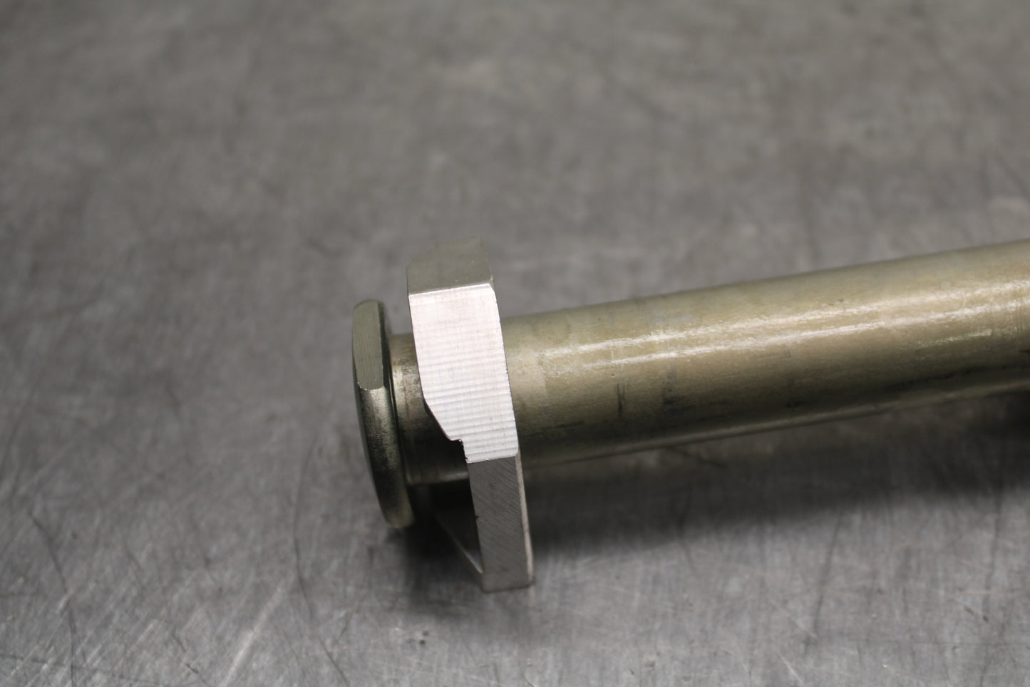 12-25 KAWASAKI NINJA ZX14R NEW!! REAR AXLE BACK WHEEL RIM PIVOT BOLT AXEL BB757