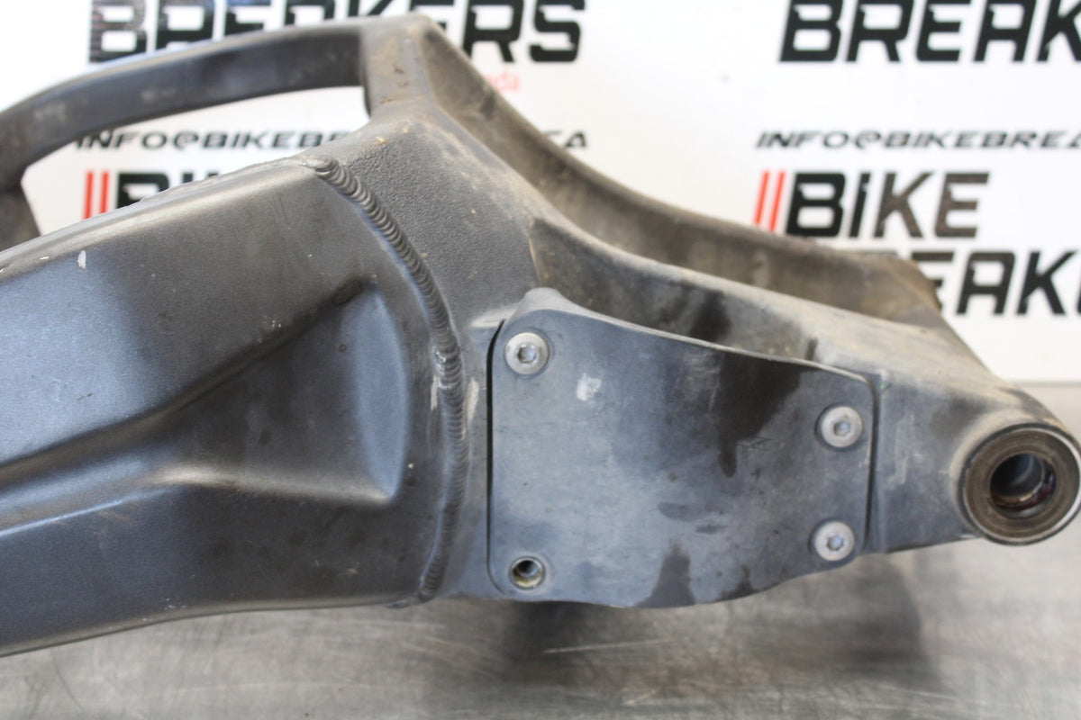 2007 Kawasaki Ninja ZX6R ZX600P REAR SWINGARM BACK SUSPENSION SWING ARM BB175