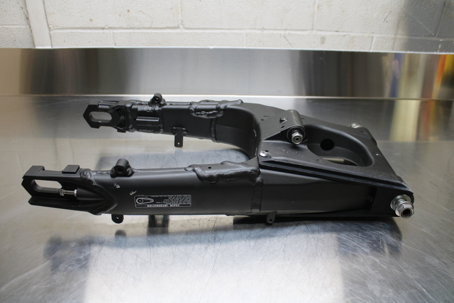 23-24 KAWASAKI NINJA ZX14R REAR SWINGARM BACK SUSPENSION SWING ARM BB141