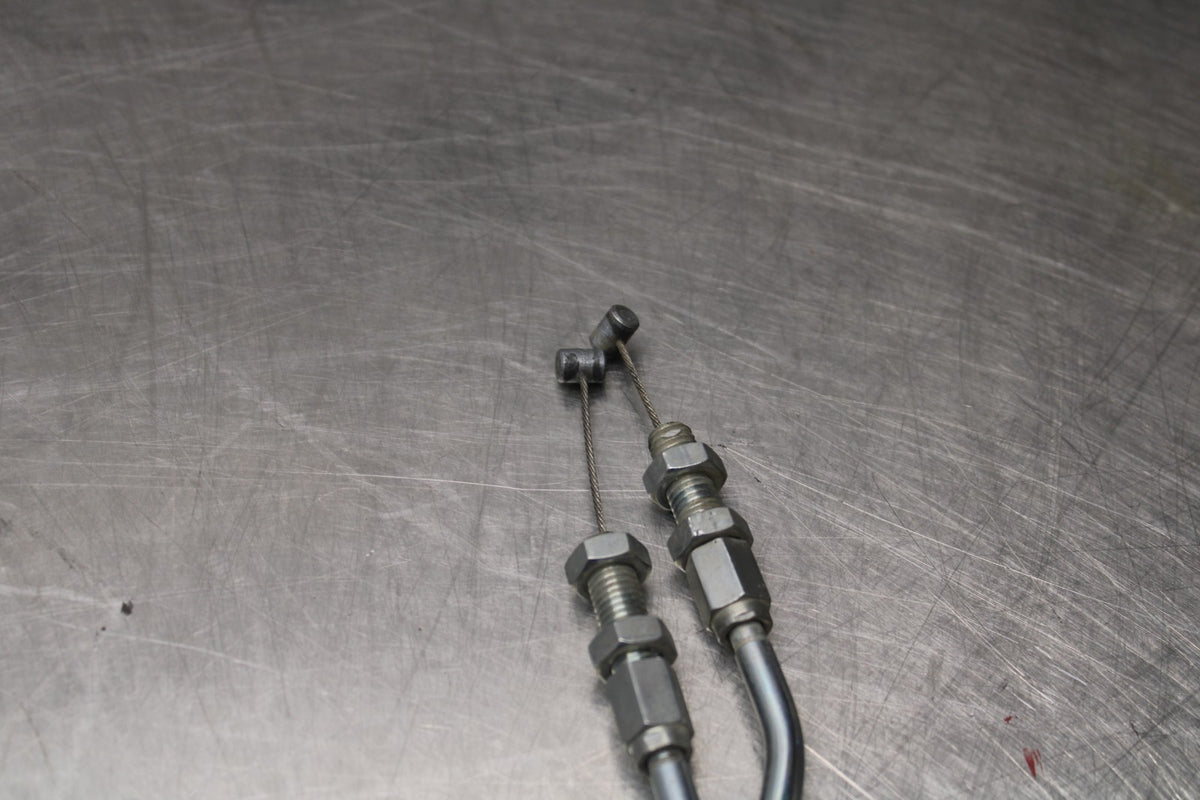 17-24 SUZUKI SV650 THROTTLE CABLES LINES BB829