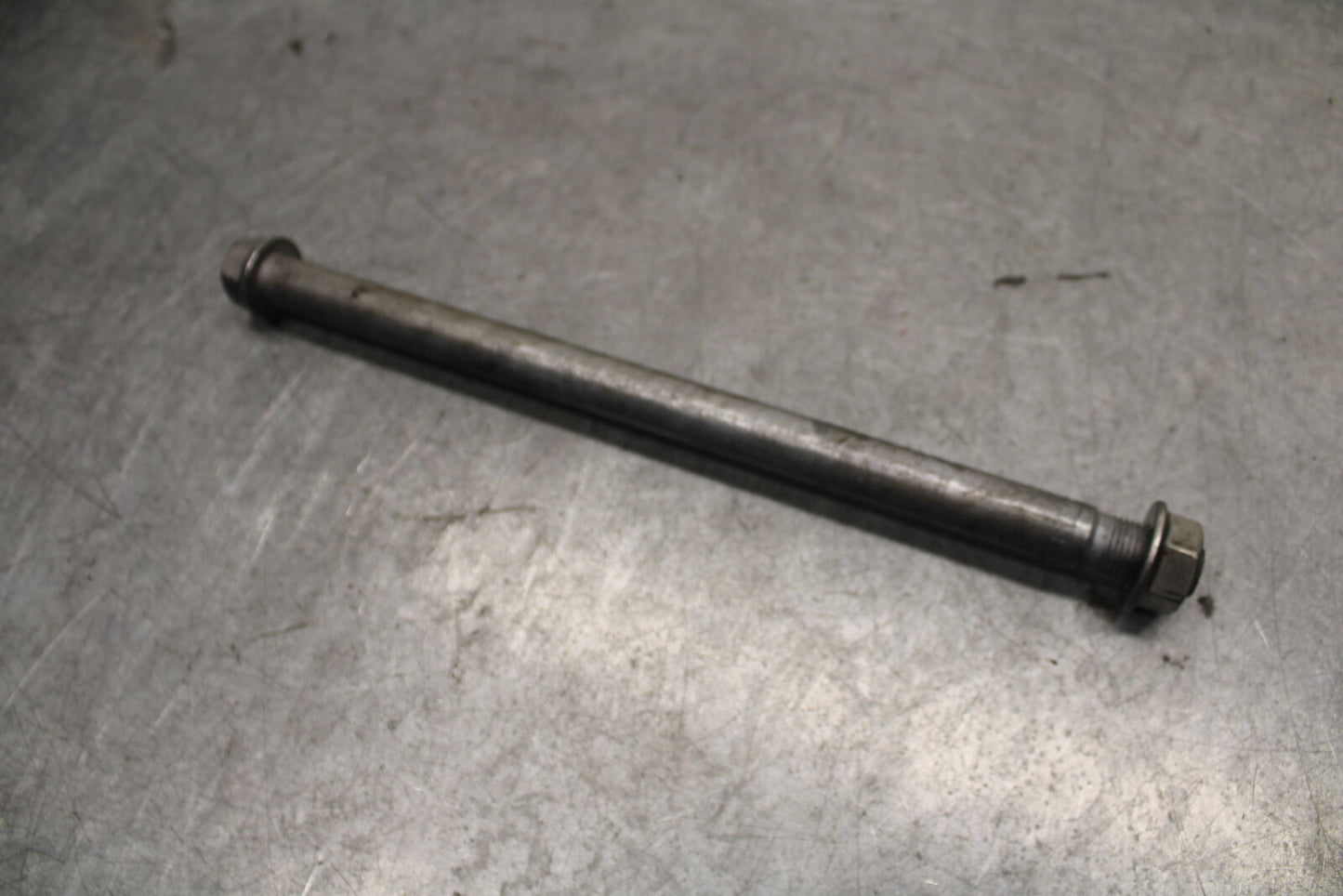 18-23 KAWASAKI NINJA 400 REAR BACK SWINGARM BOLT SUSPENSION PIVOT AXLE BB660