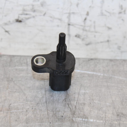 2012 Yamaha FZ8 AIR INTAKE TEMPERATURE TEMP SENSOR BB550